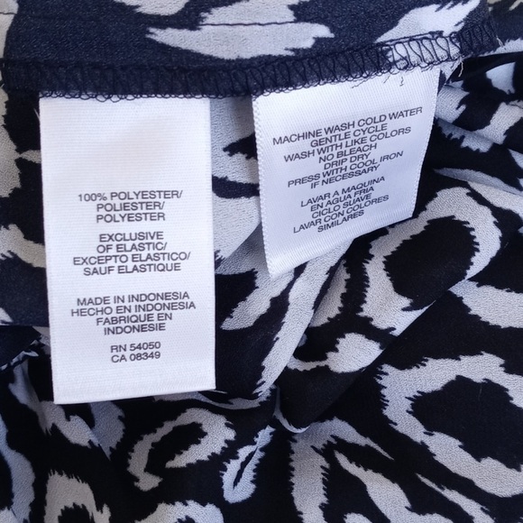 Jones New York Navy Blue White Leopard Print Summer 3/4 Sleeve Sheer Blouse M - Picture 7 of 10